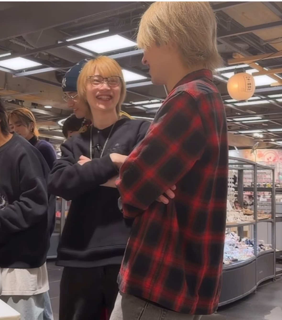 @大きく、輝いて。