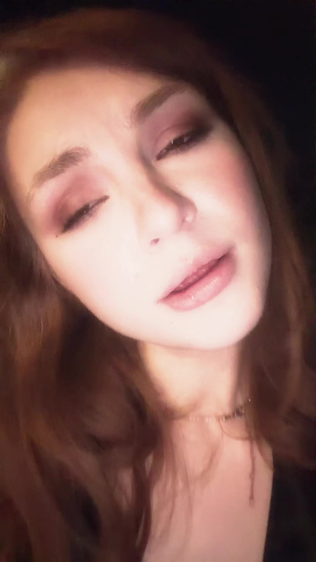 @viksiaa