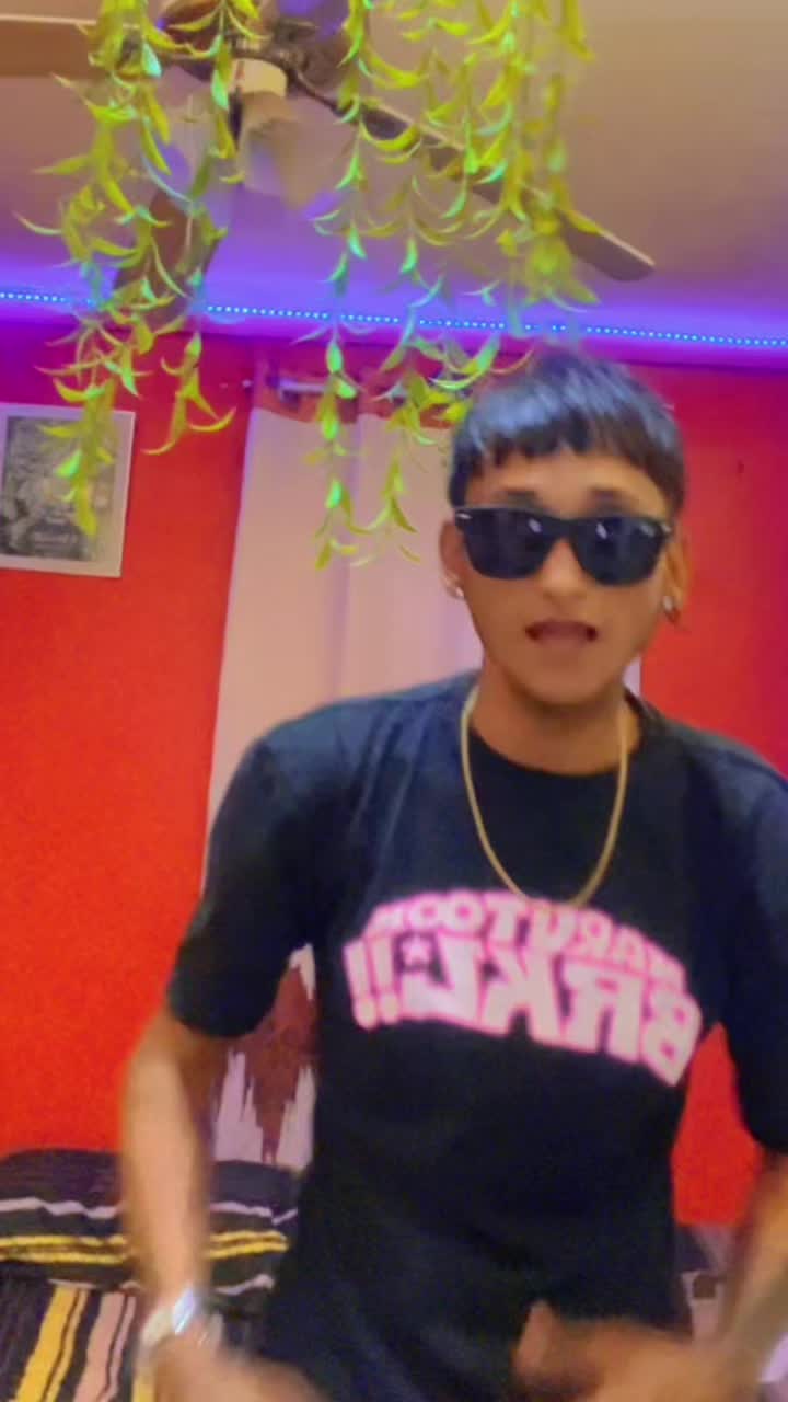@.ITZVICKASH_๐ฌ๐พ/๐ง๐ง
