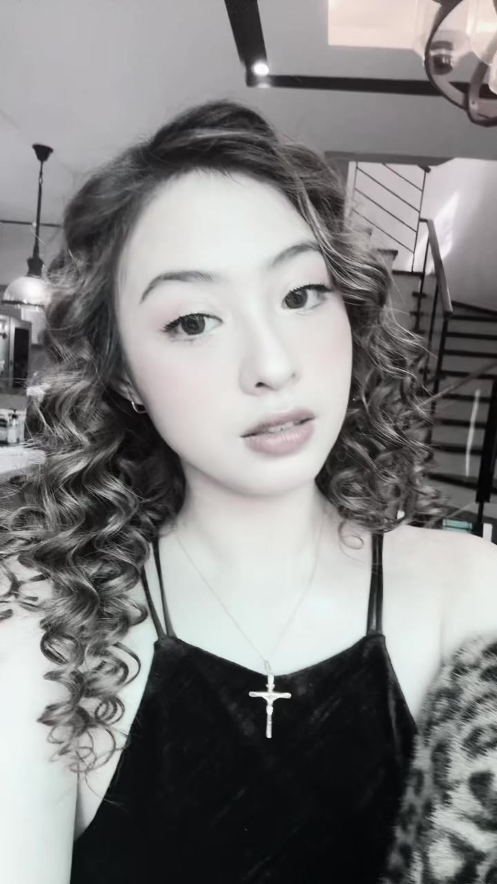 @yshra_zassy