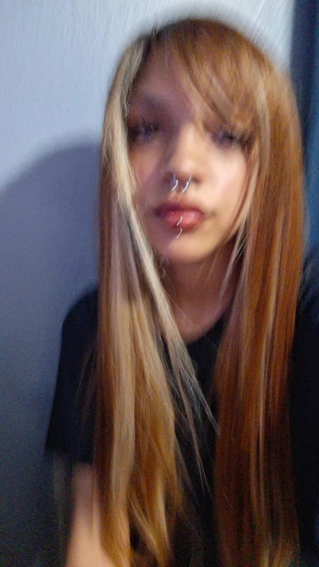 @E