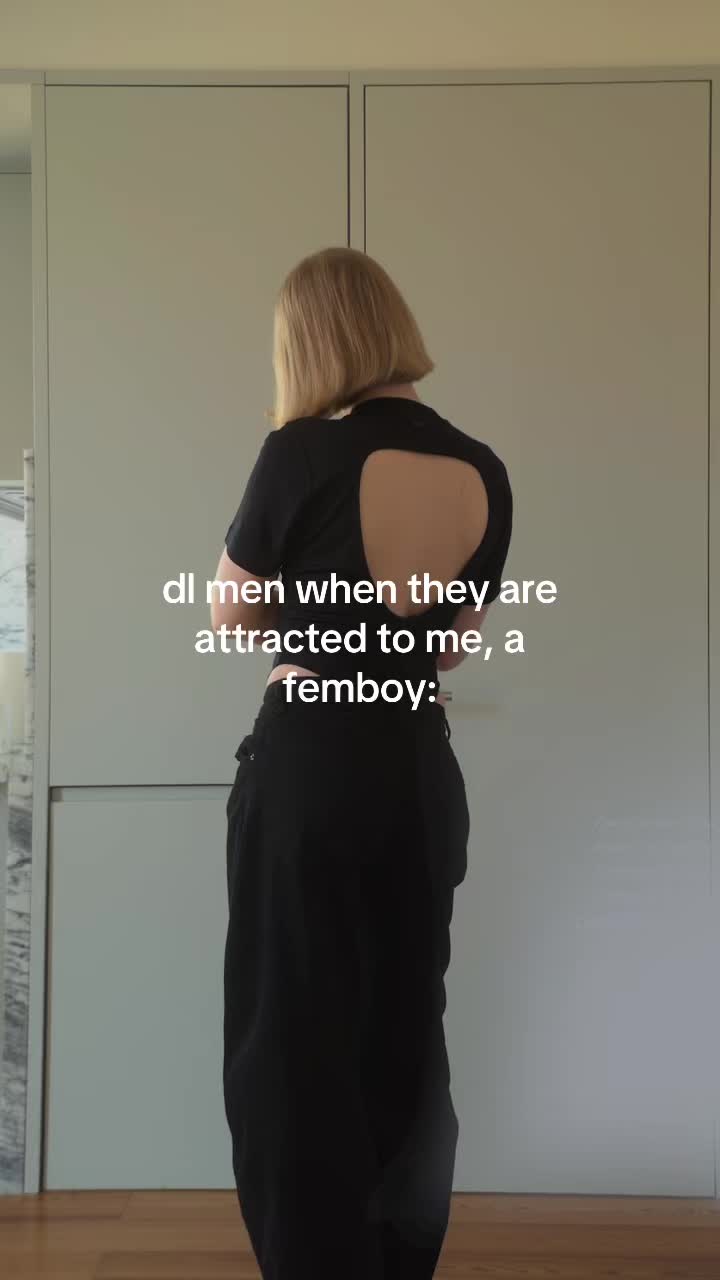 @girlincaptivity
