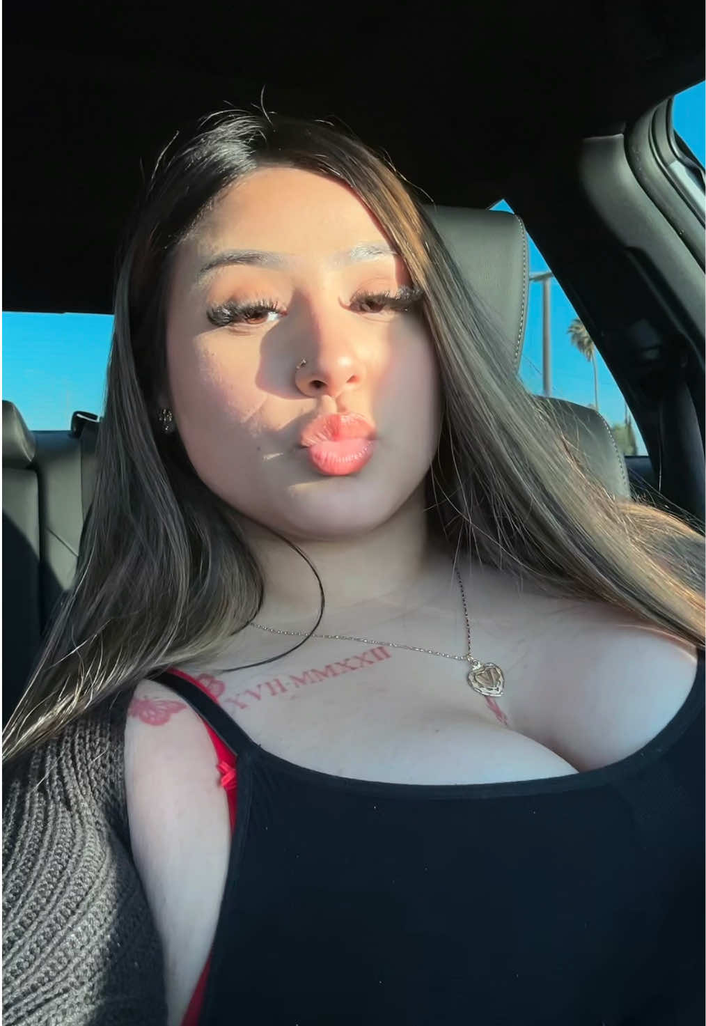 @️