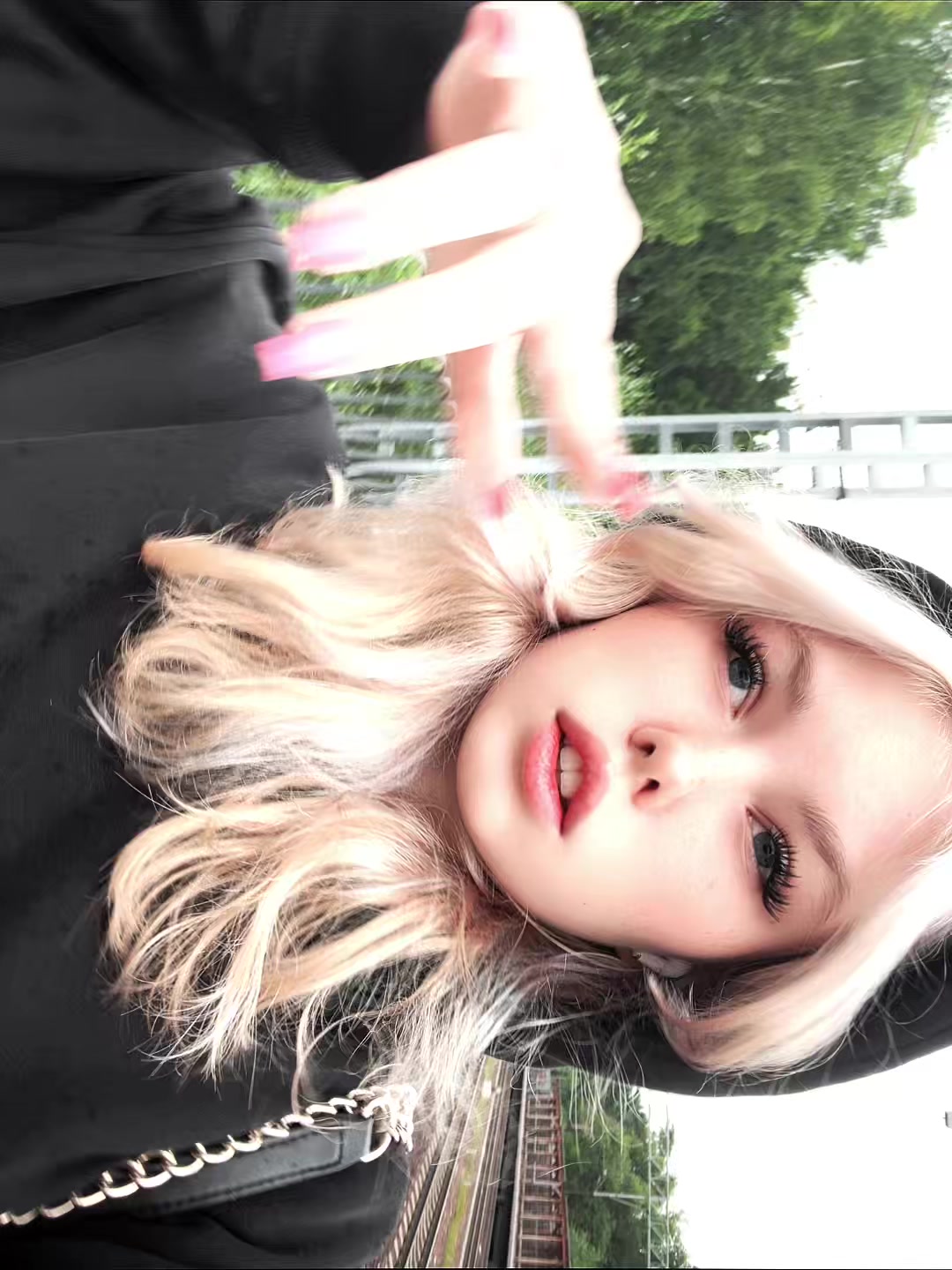 @Witch🛐💕