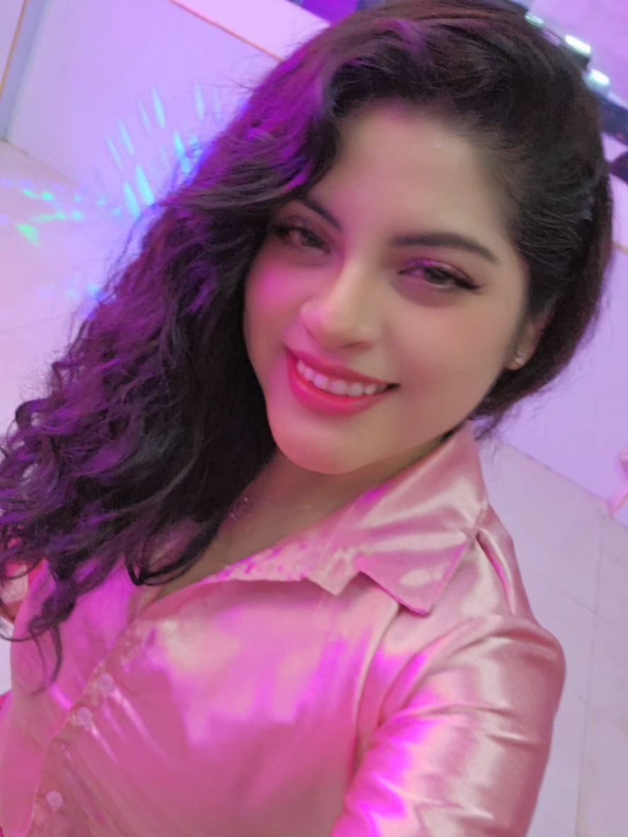 @ALEXANDRA AYALA 🦋