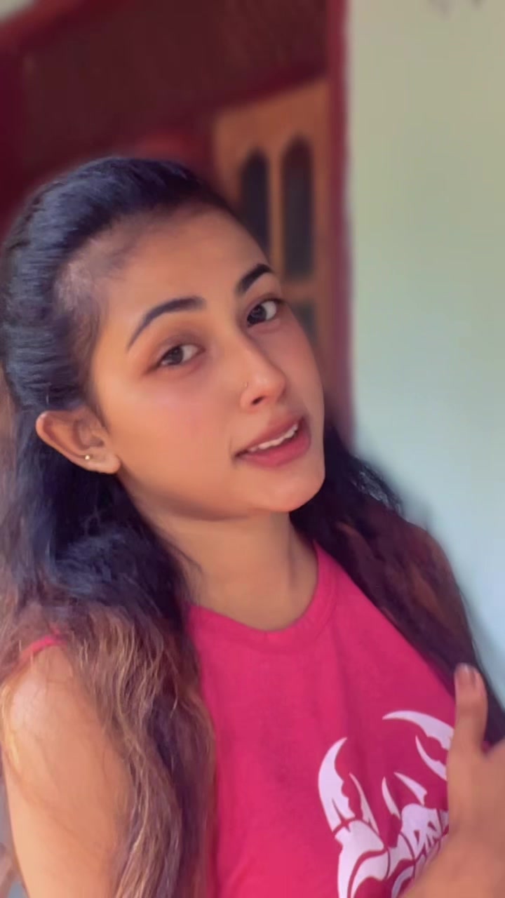 @Manee_🥹🤍