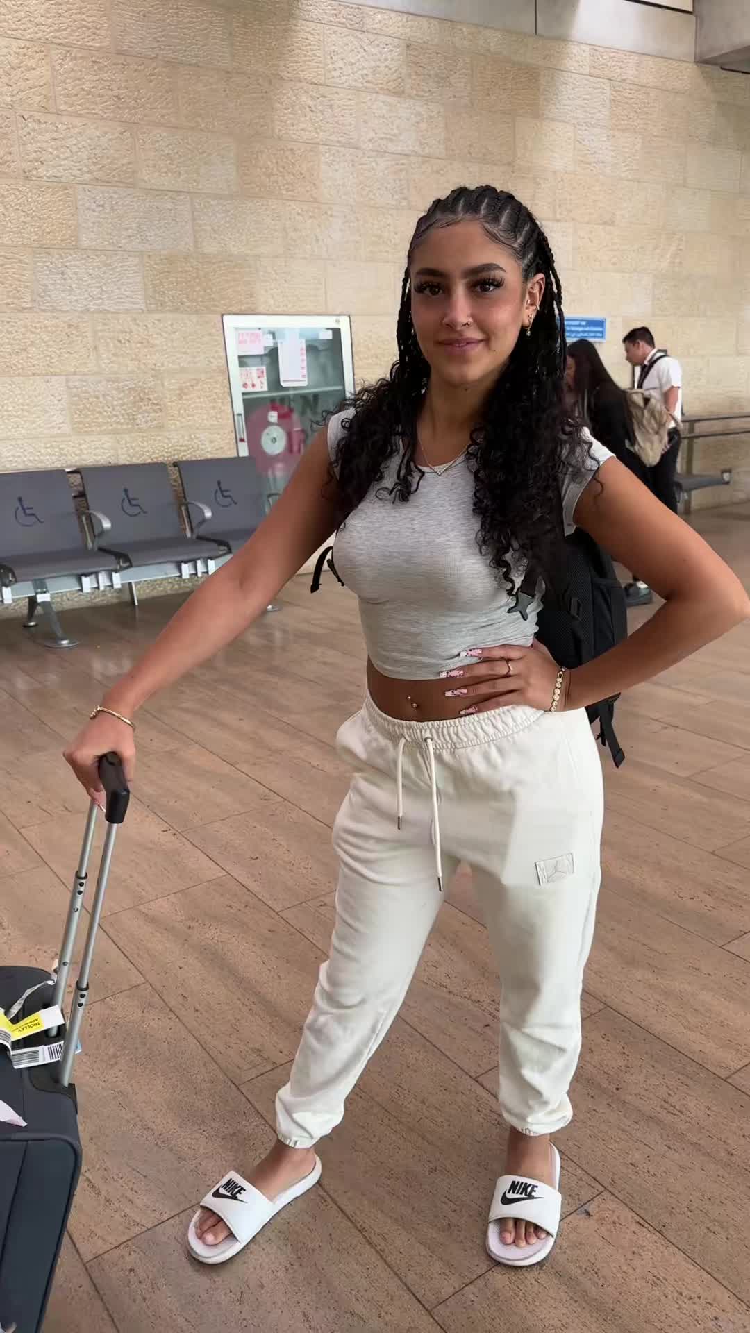 @המלכה הדס