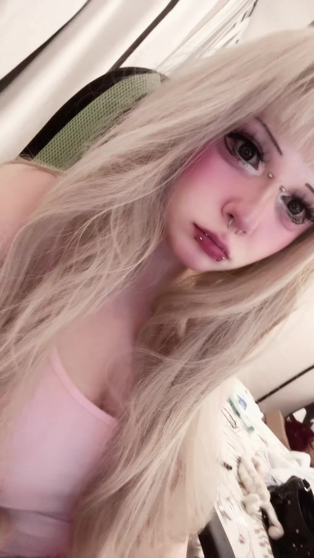 @лола <33