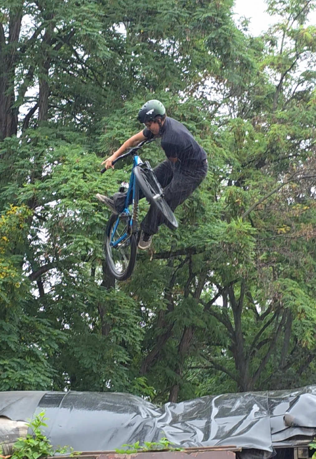 @Johnnyschmidt_mtb