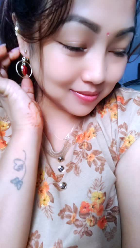 @parii-gurung👸🧚&zwj;♀🇳🇵🇯🇵