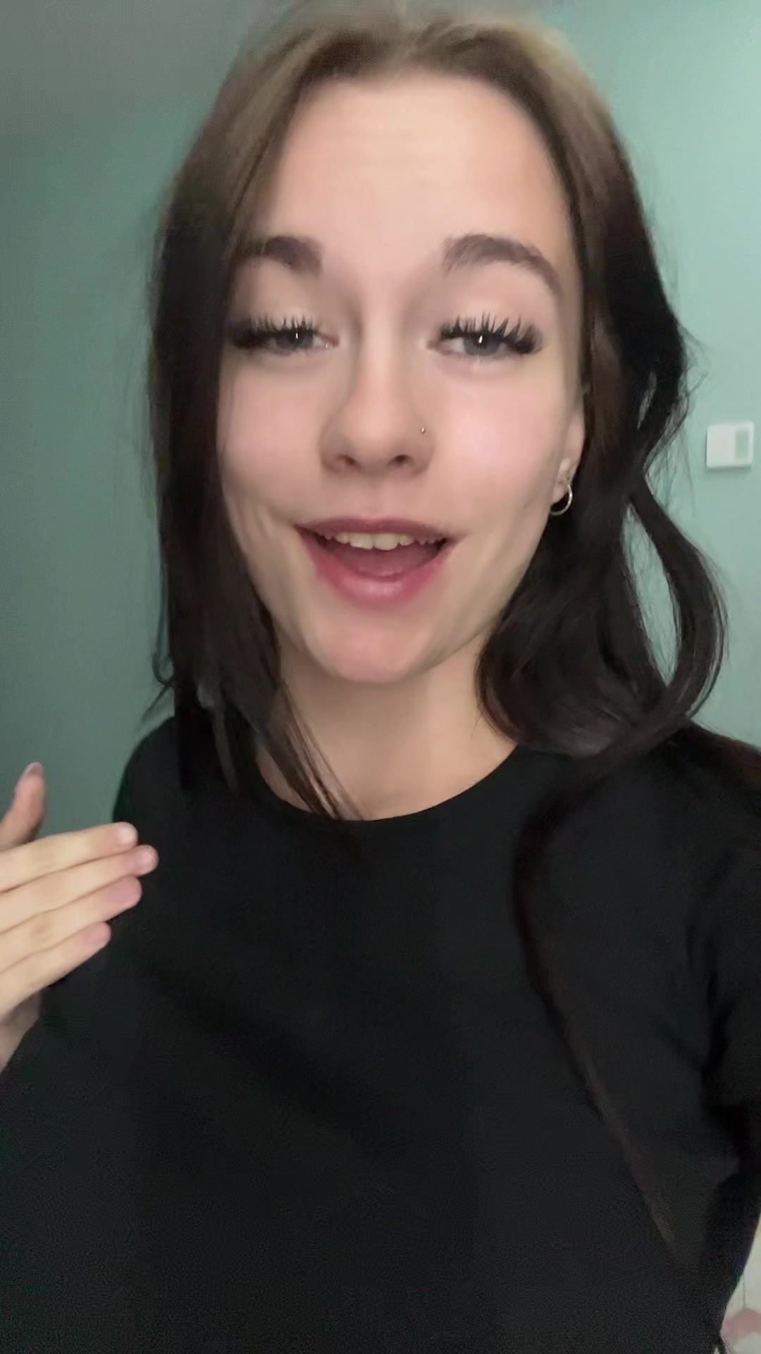 @<3