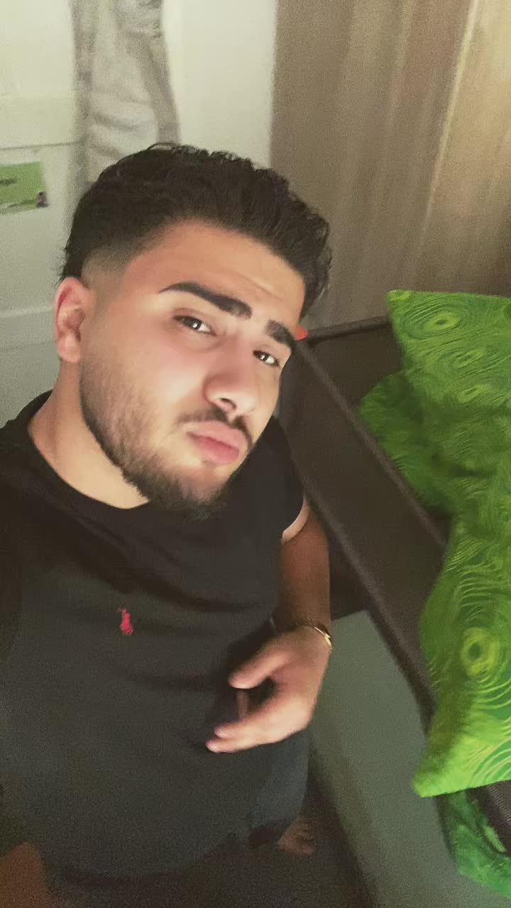 @User019283363737373