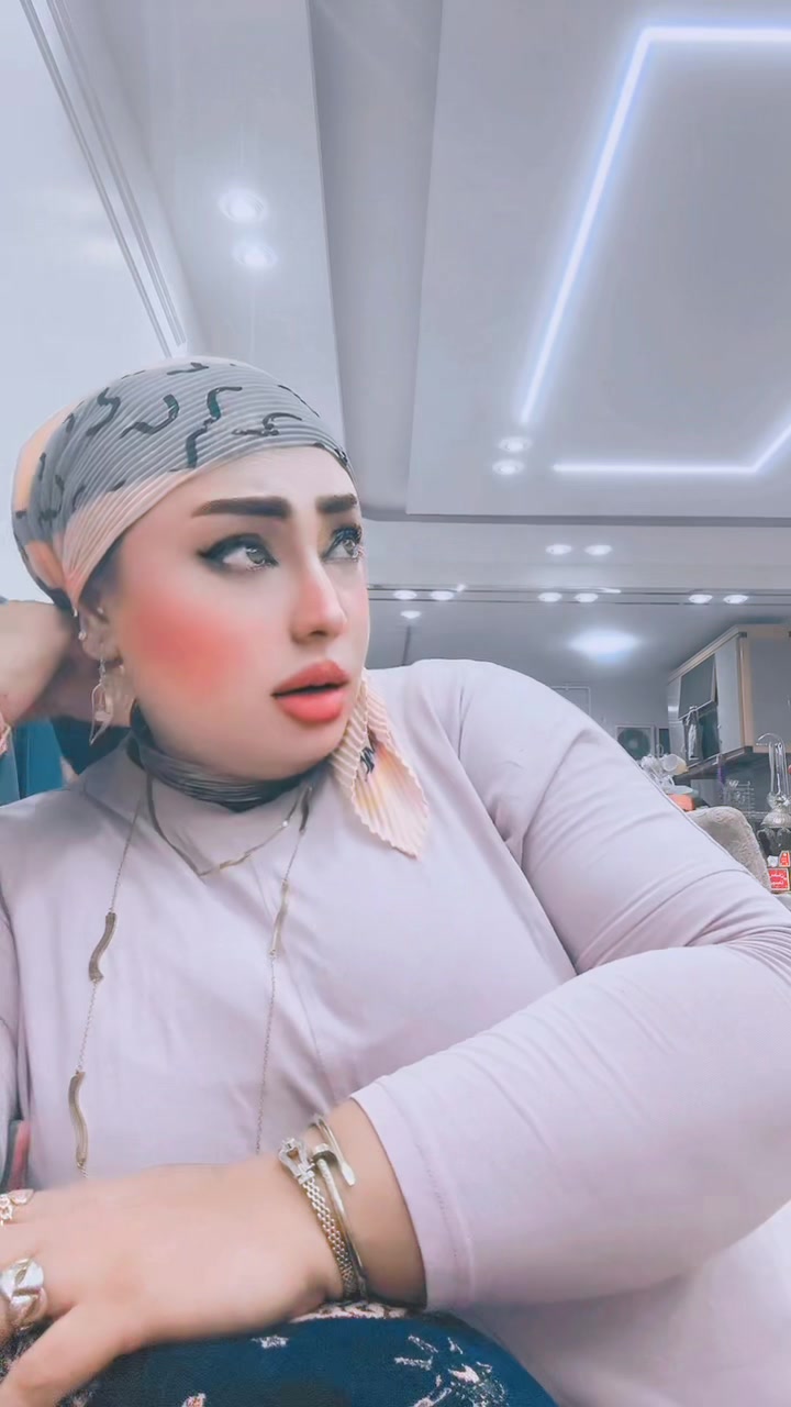 @Hemmat 🦉🫰🥰DIVA☺️🧡😘