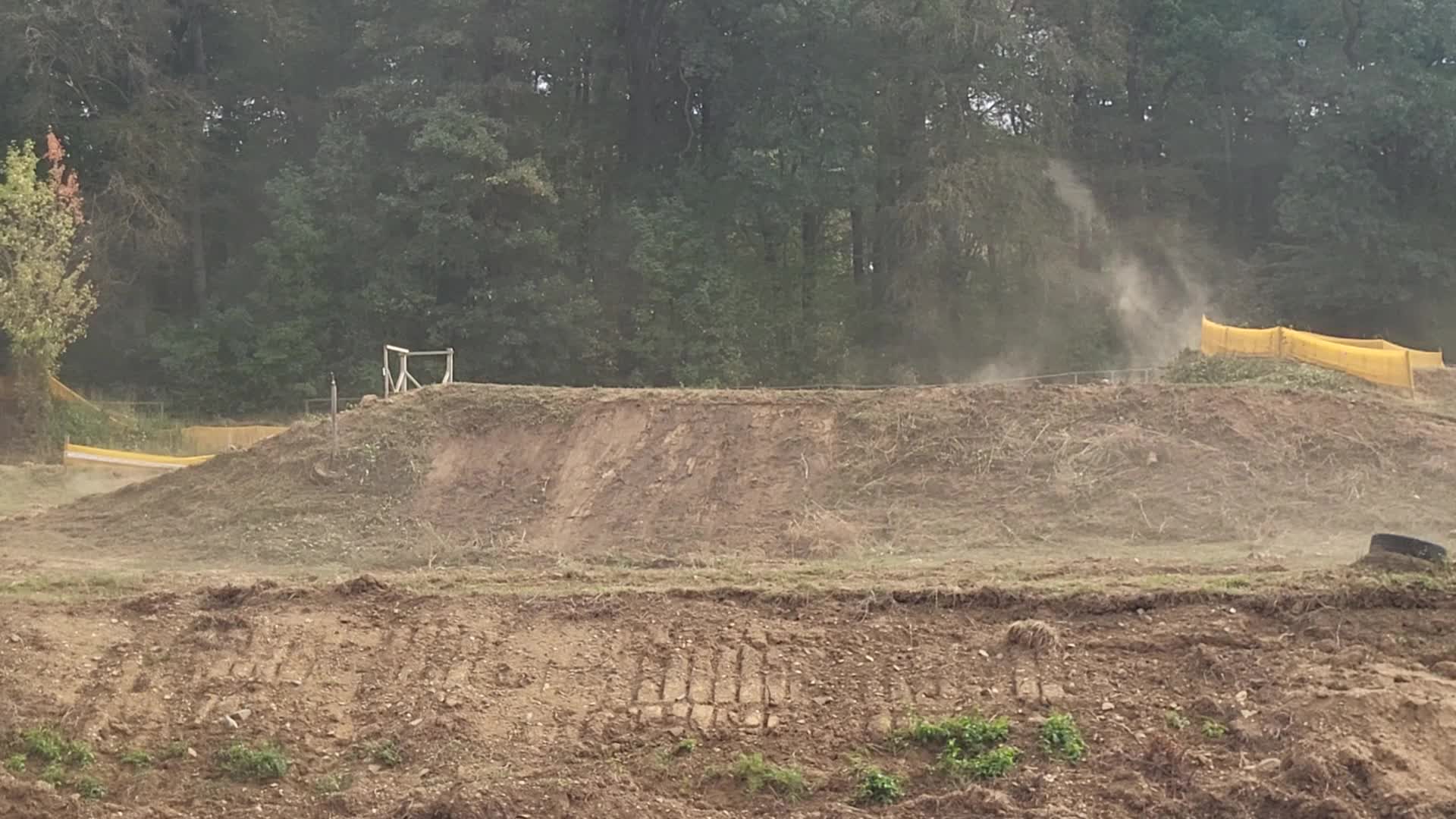 @Yamaha/KTM-Lui's proud Mum🤟
