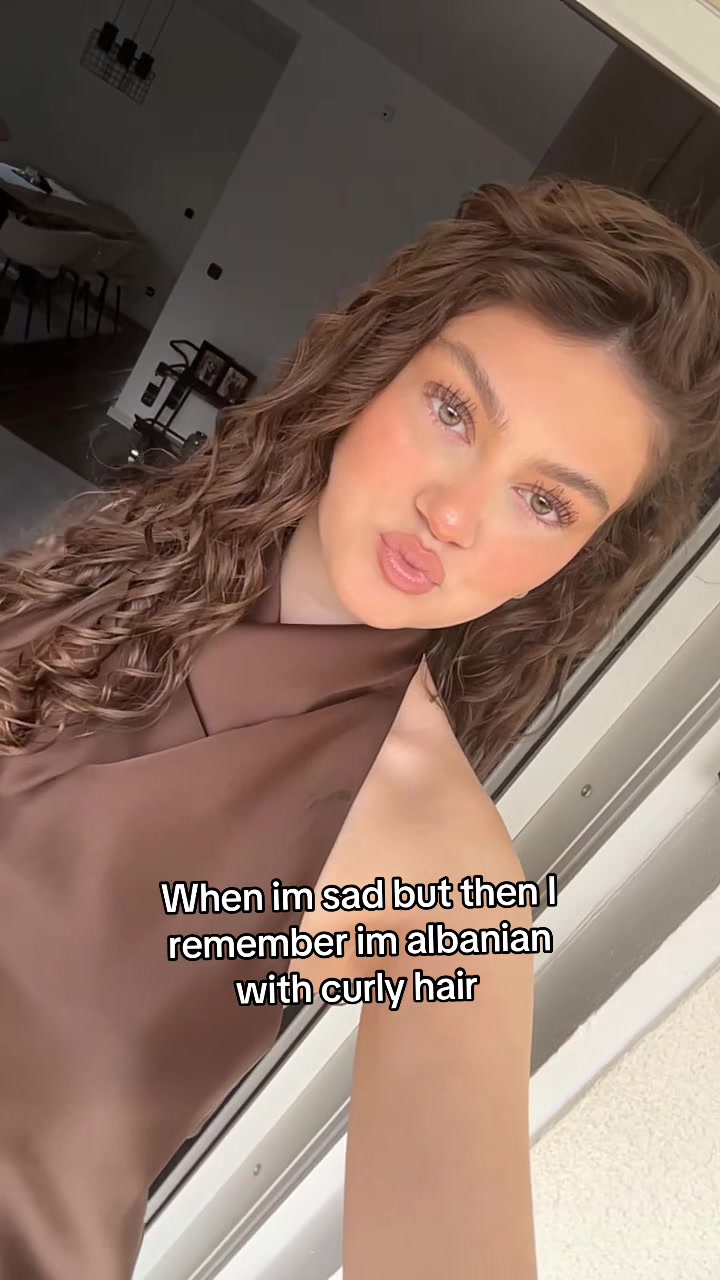 @𝓢💸