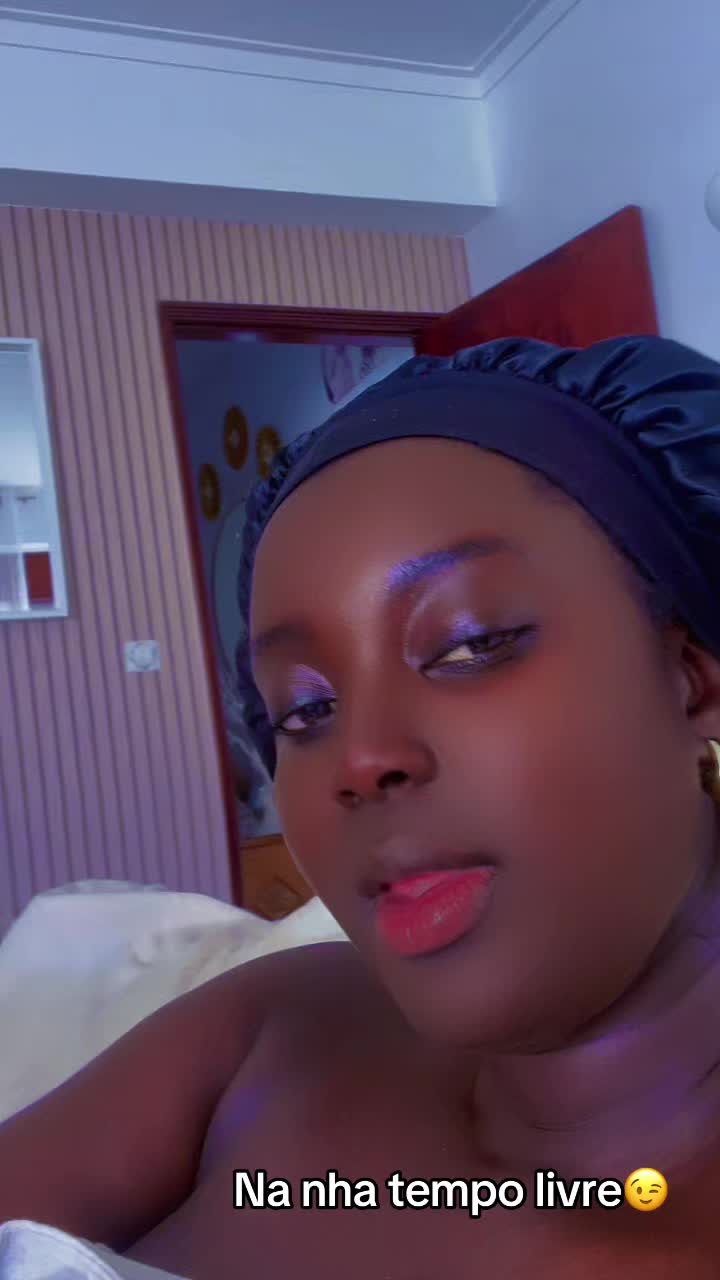 @Uncandia Badjuda Rica👸🏾🦋