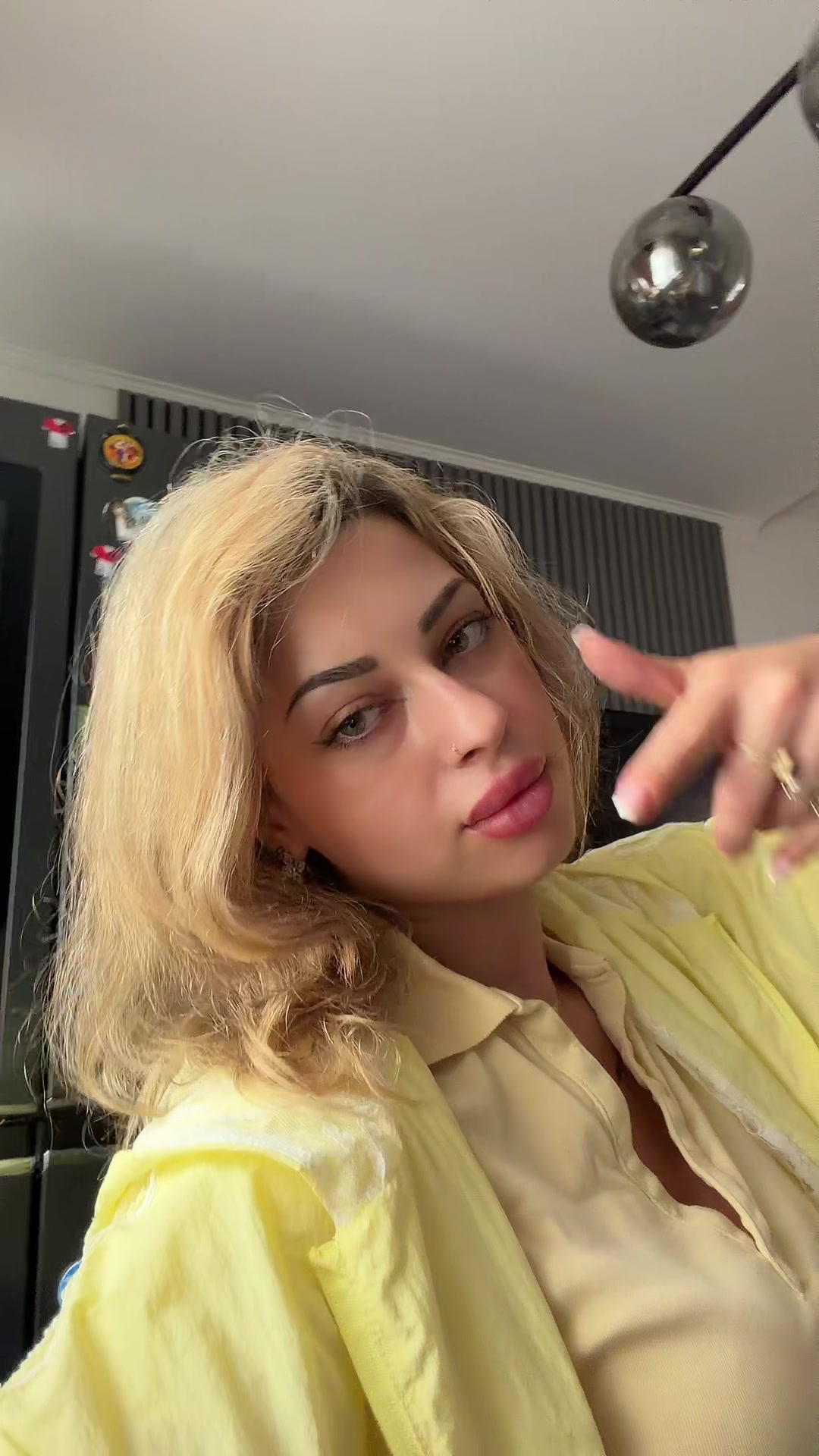 @Roxana Lavinia