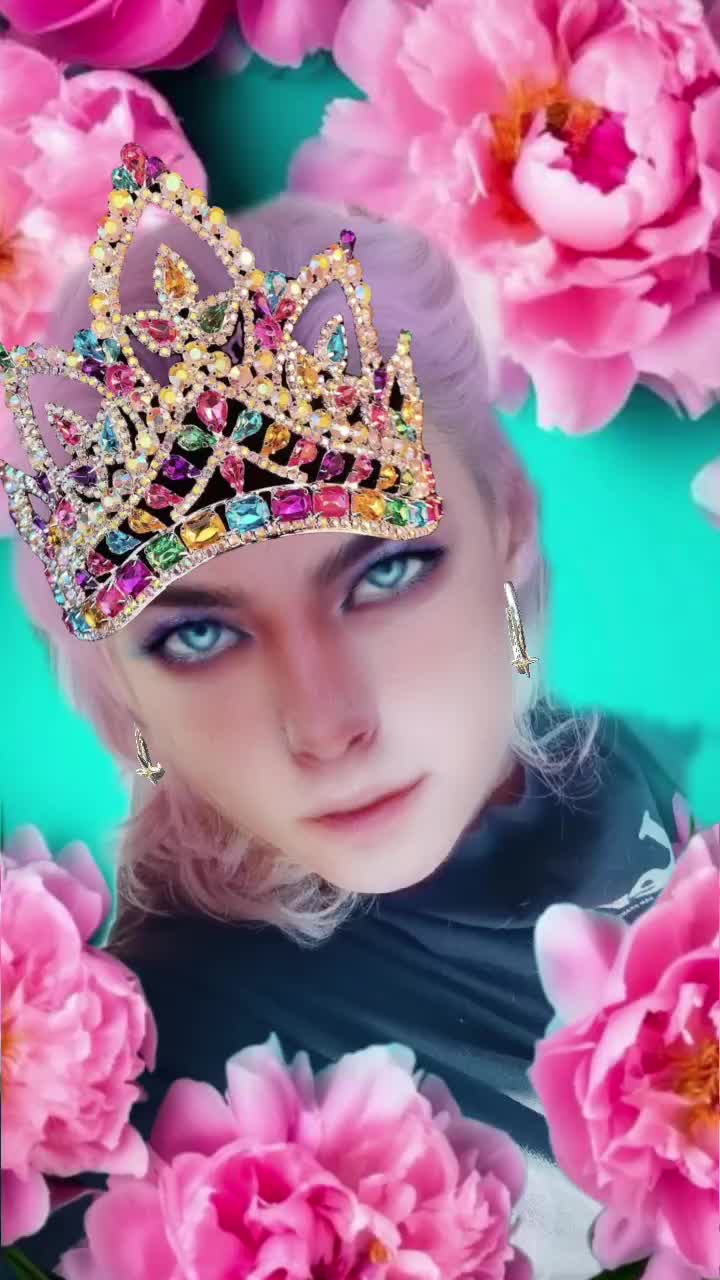 @LUCIOUSSTRAWBERRYKISSES🌈