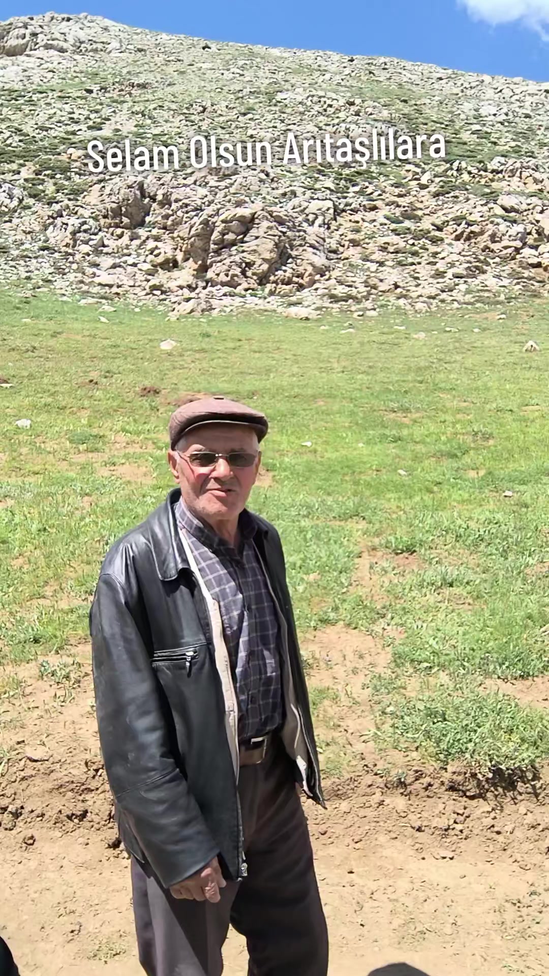 @İ&Ccedil;İ AŞK DOLU