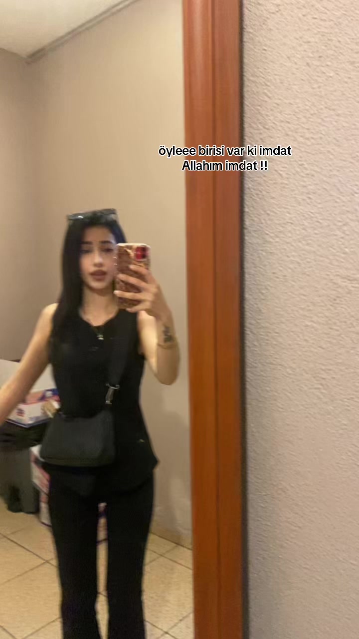 @esmerrbarbiie