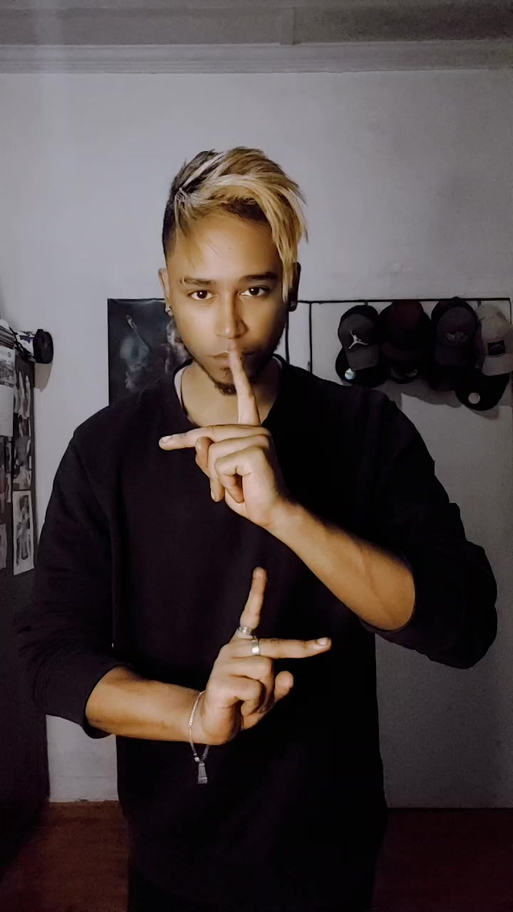 @Anii🌑🐺