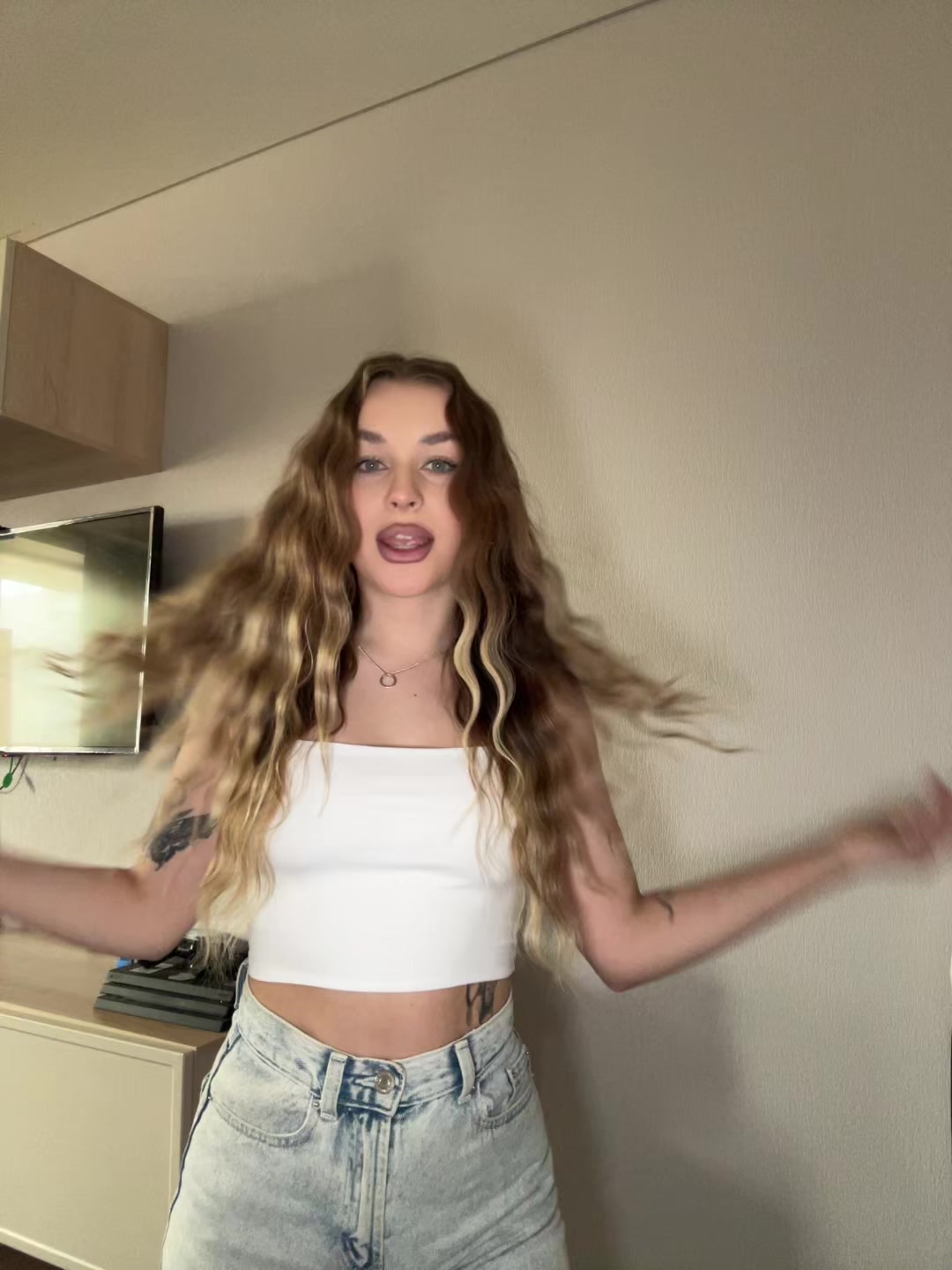 @Аленушка