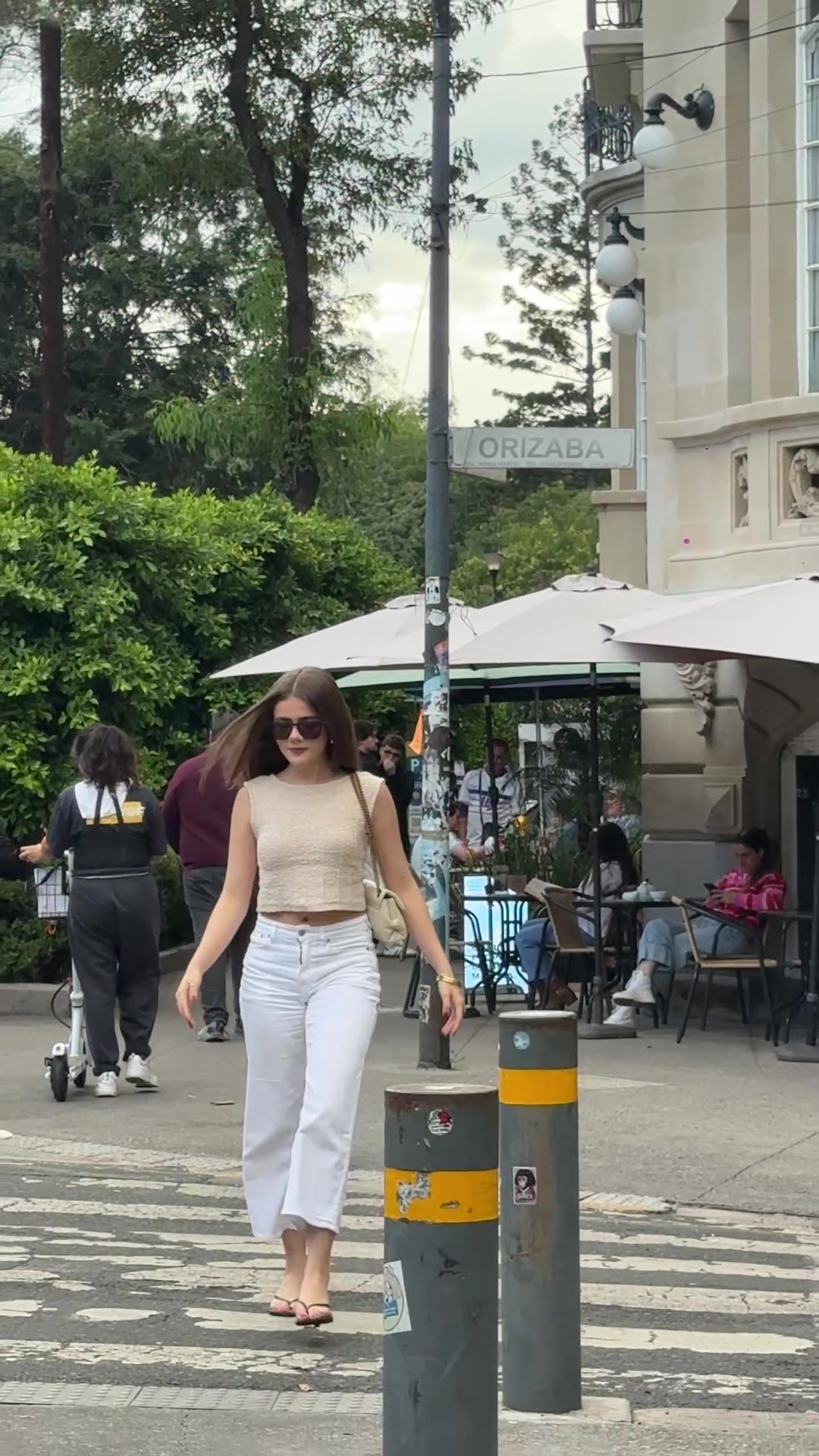 @Isabella