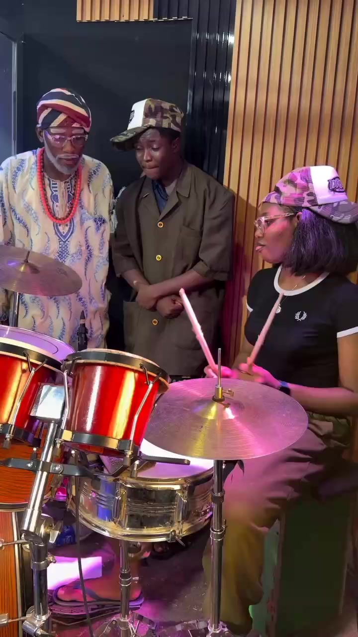 @favouroyiborume