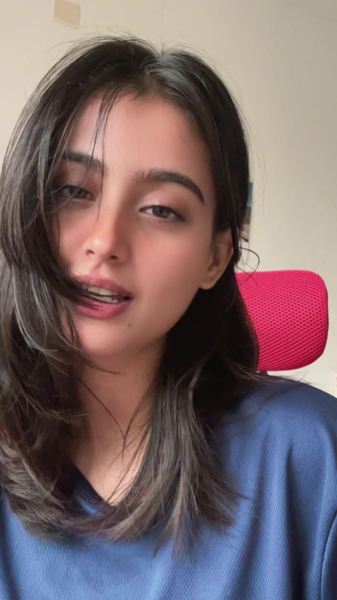 @leahnaveed19