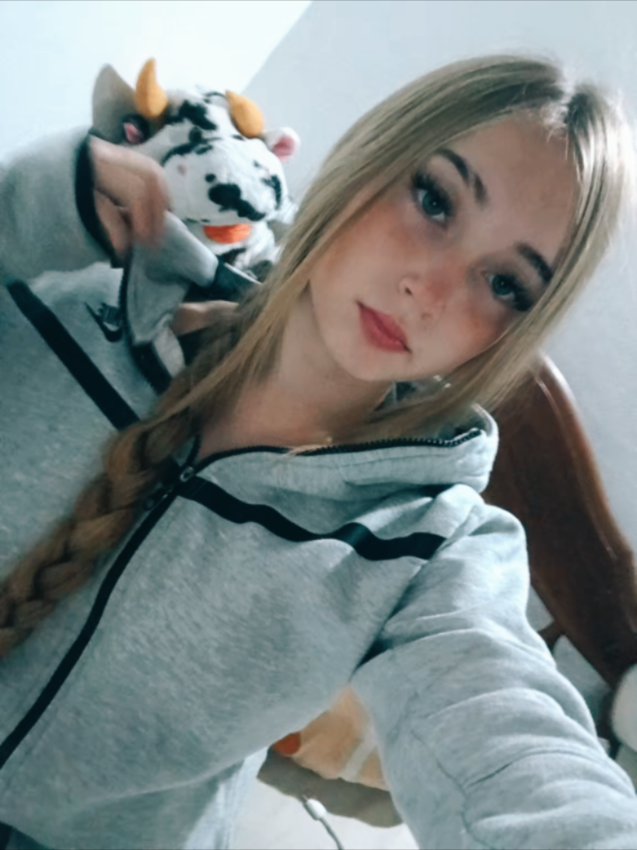 @𝓐𝓇𝒾𝒶𝓃𝒶