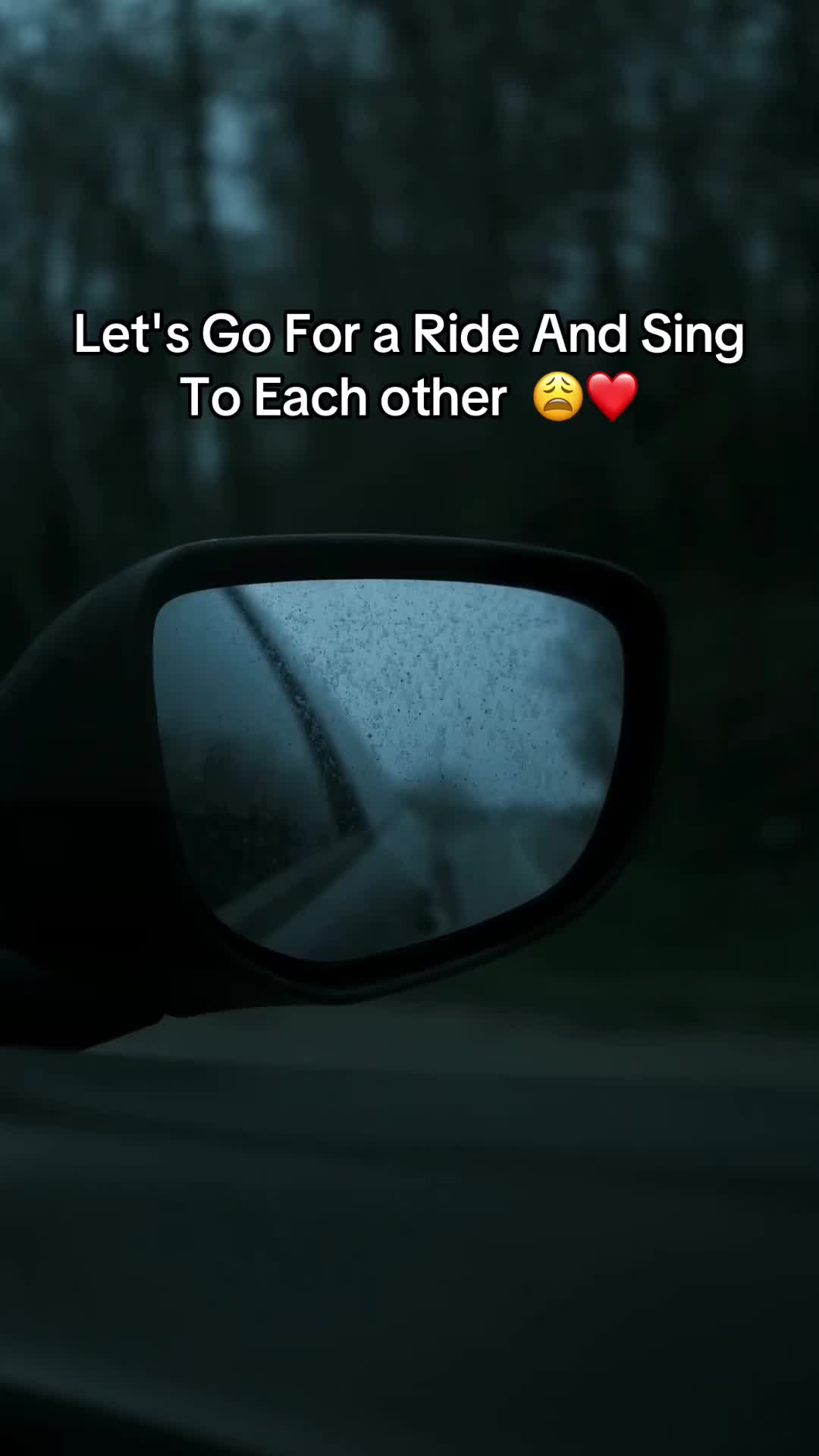 @Back2TheVibes