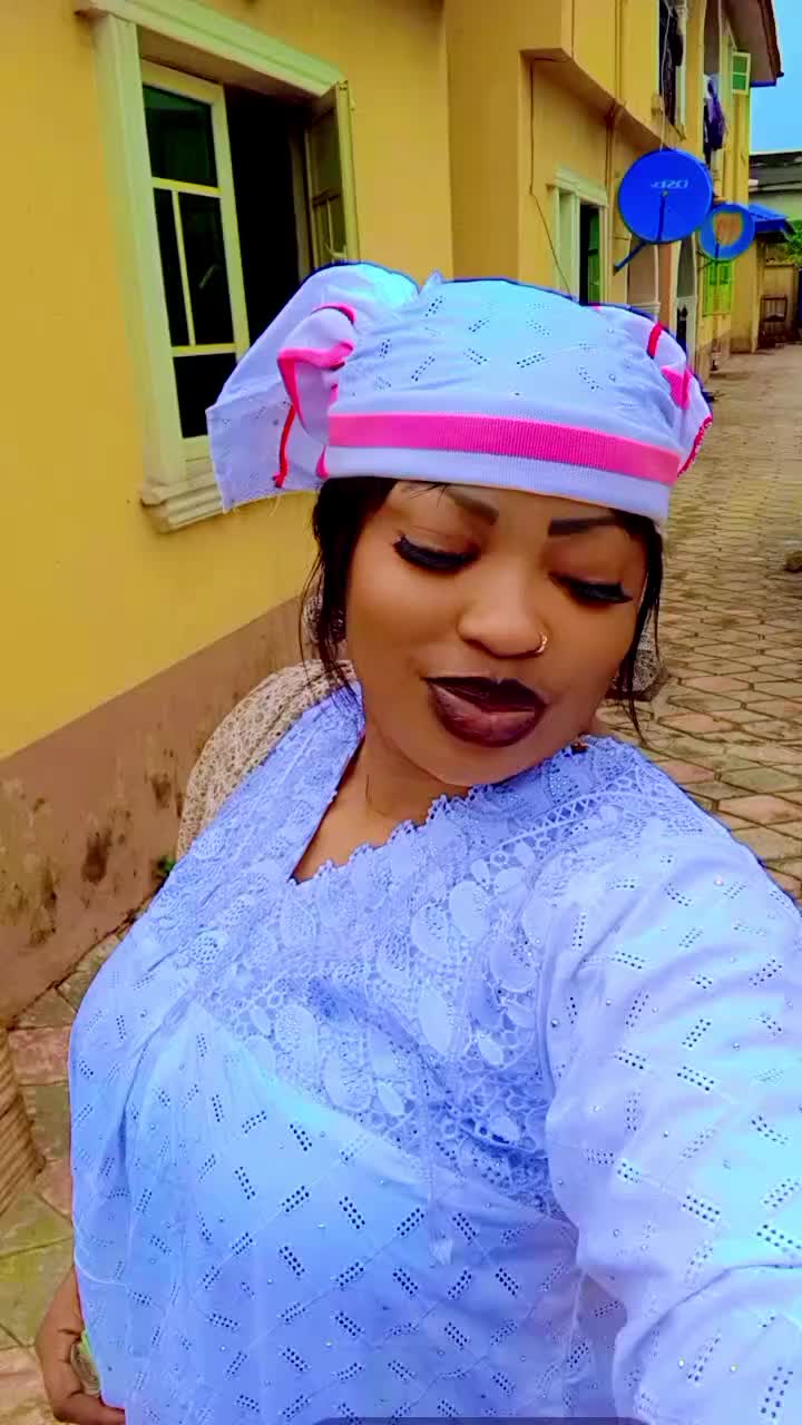 @Queen_Ariyo_Producer