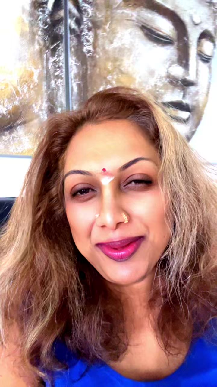 @Shobananava🇨🇦🇱🇰🇸🇬🇳🇬