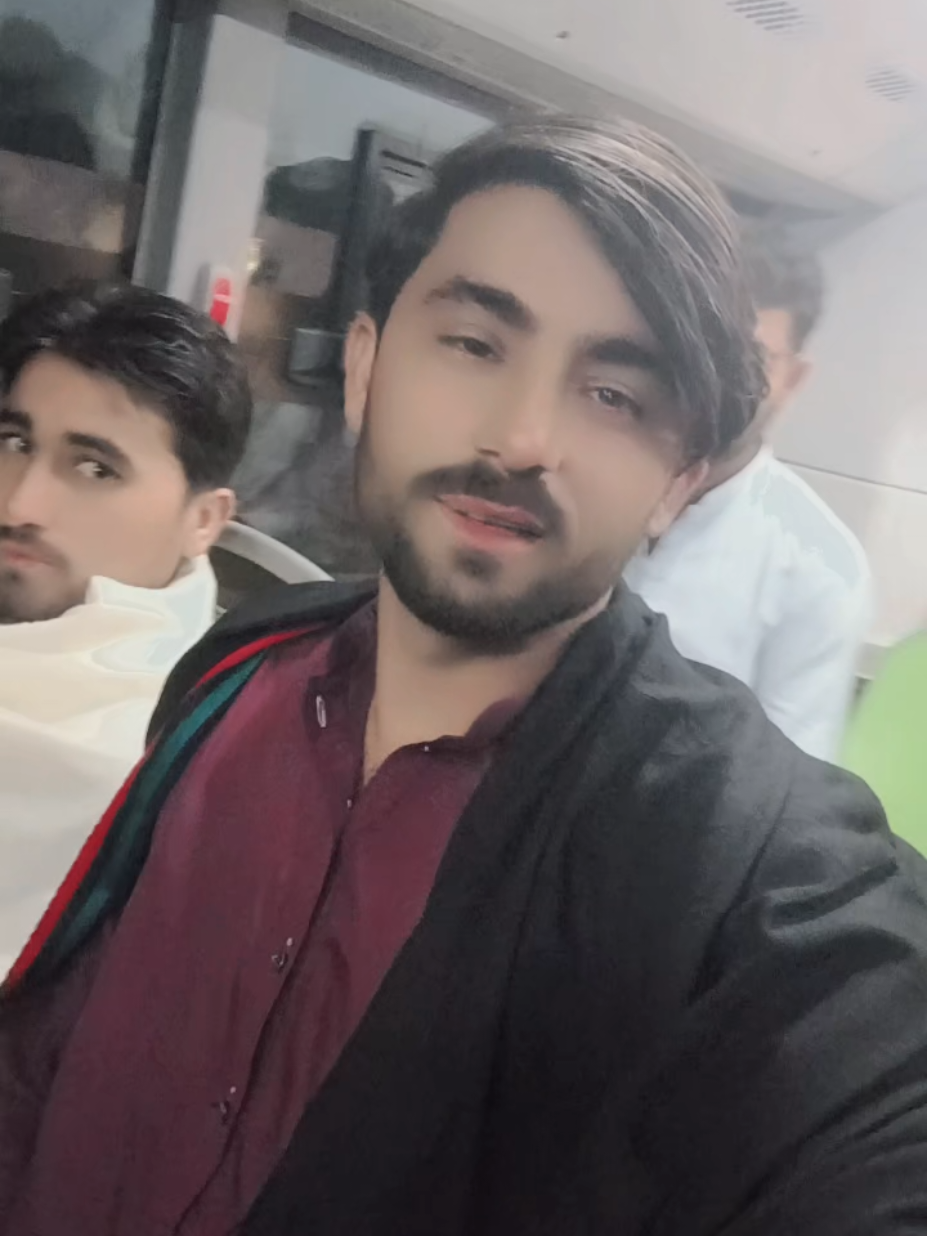 @Zaku Niazi 🇦🇫