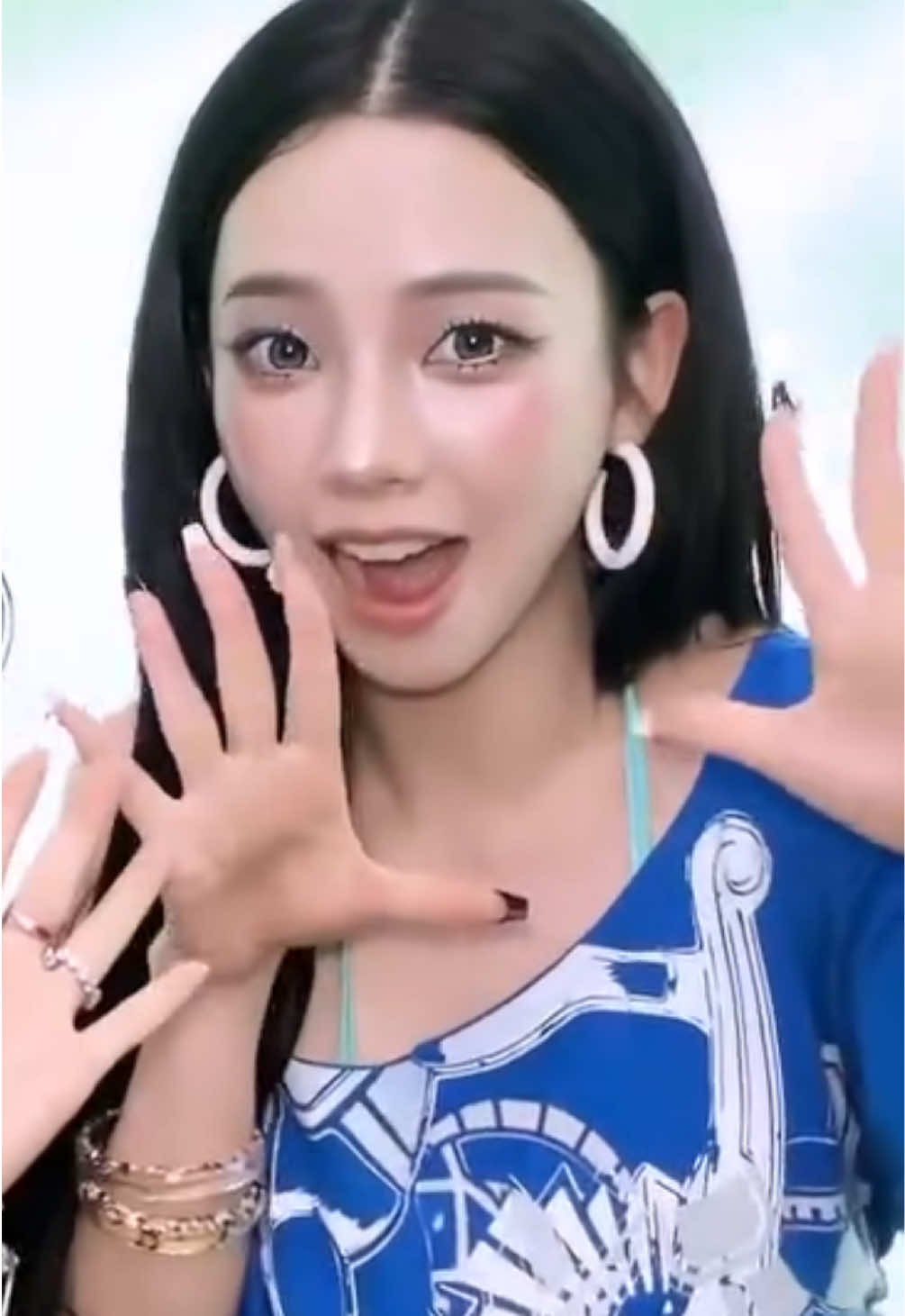 @☺︎
