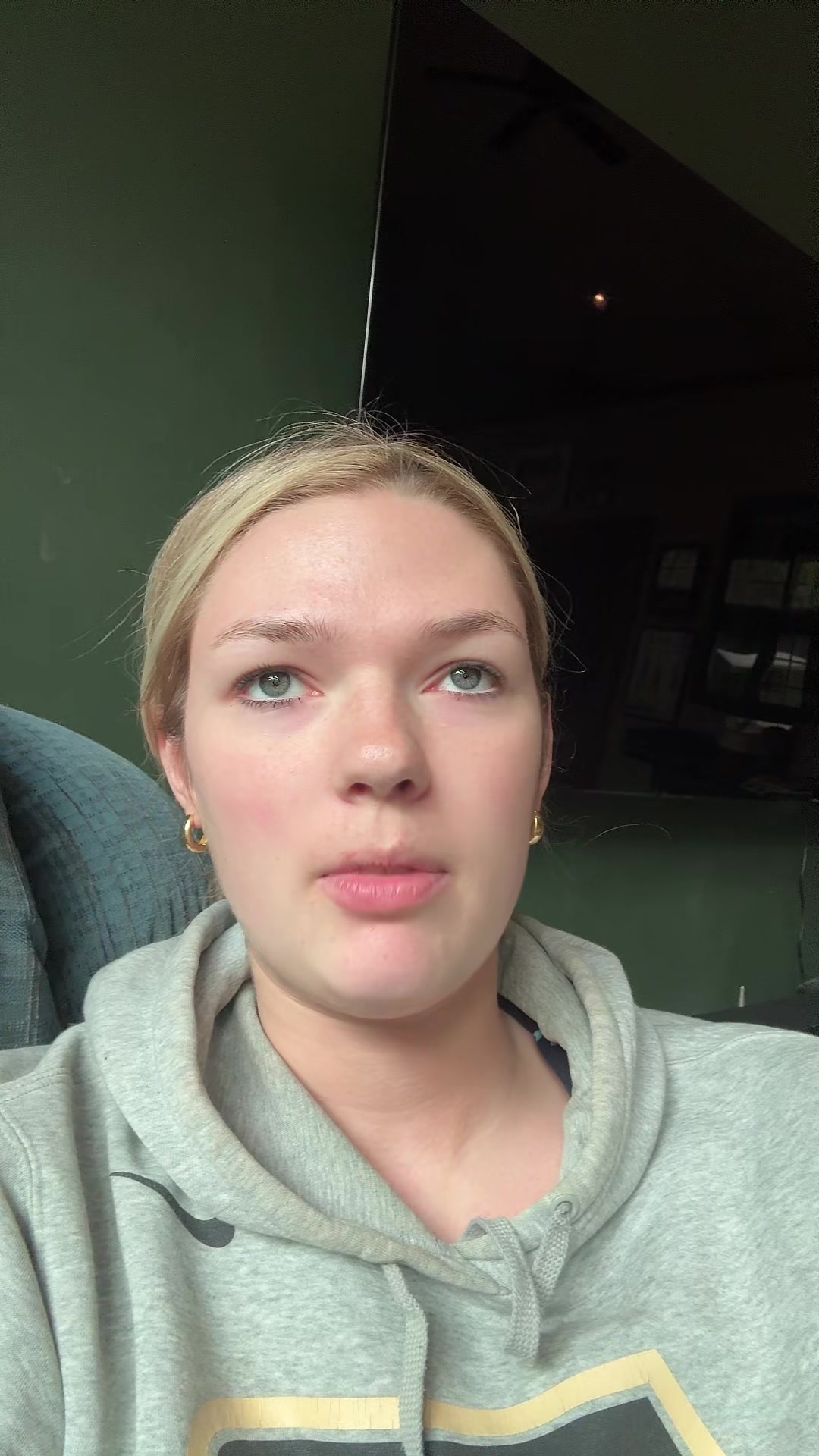 @itskarinajones