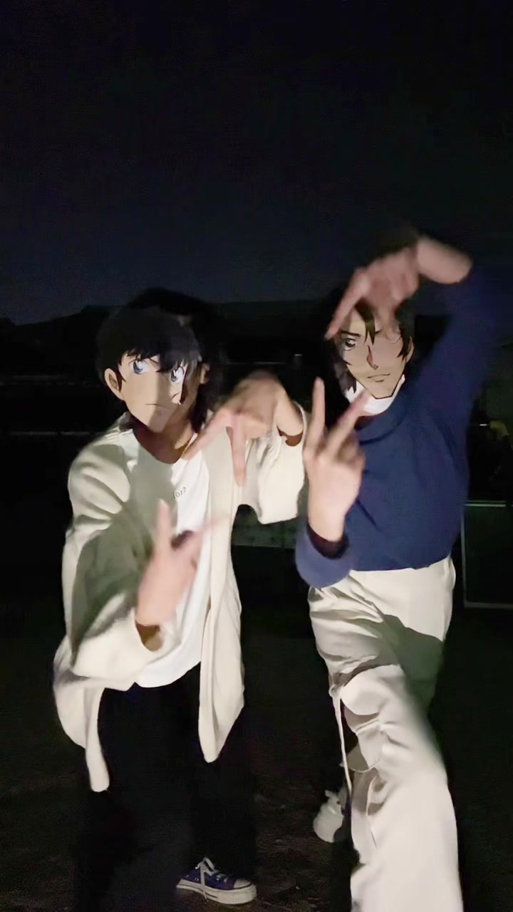 @もげ