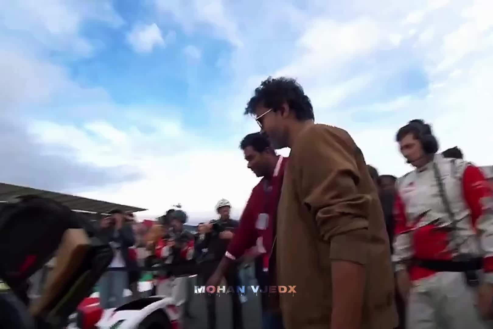 @𝐌𝐎𝐇𝐀𝐍 𝐕𝐉𝐄𝐃𝐗