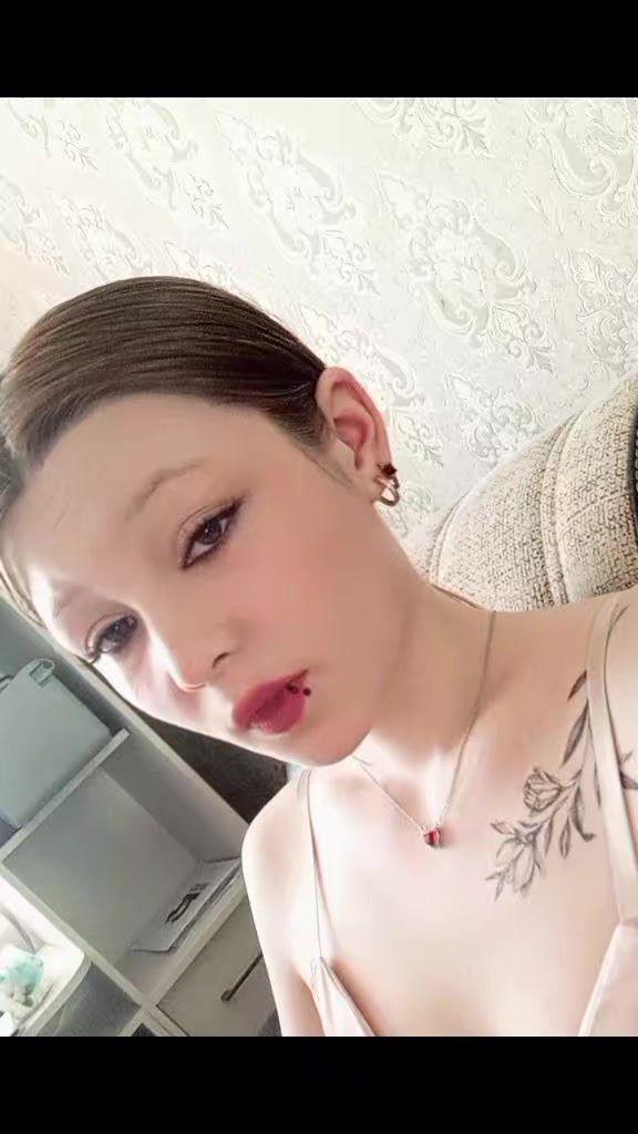 @асюша