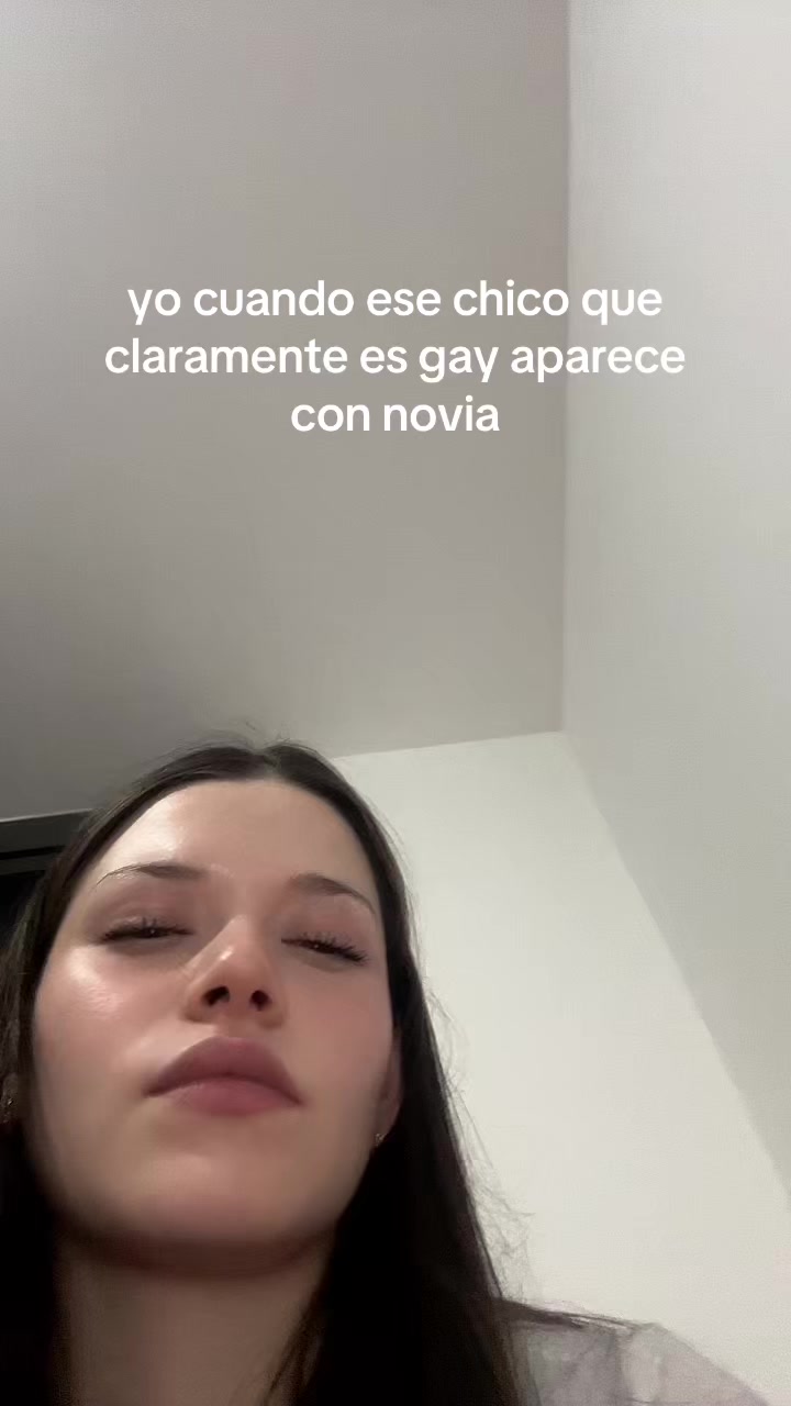 @Laragff