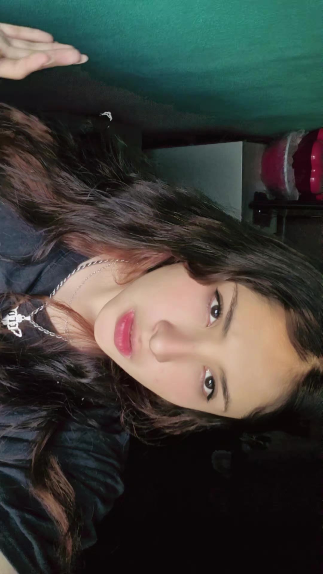 @Mary cornejo🦇