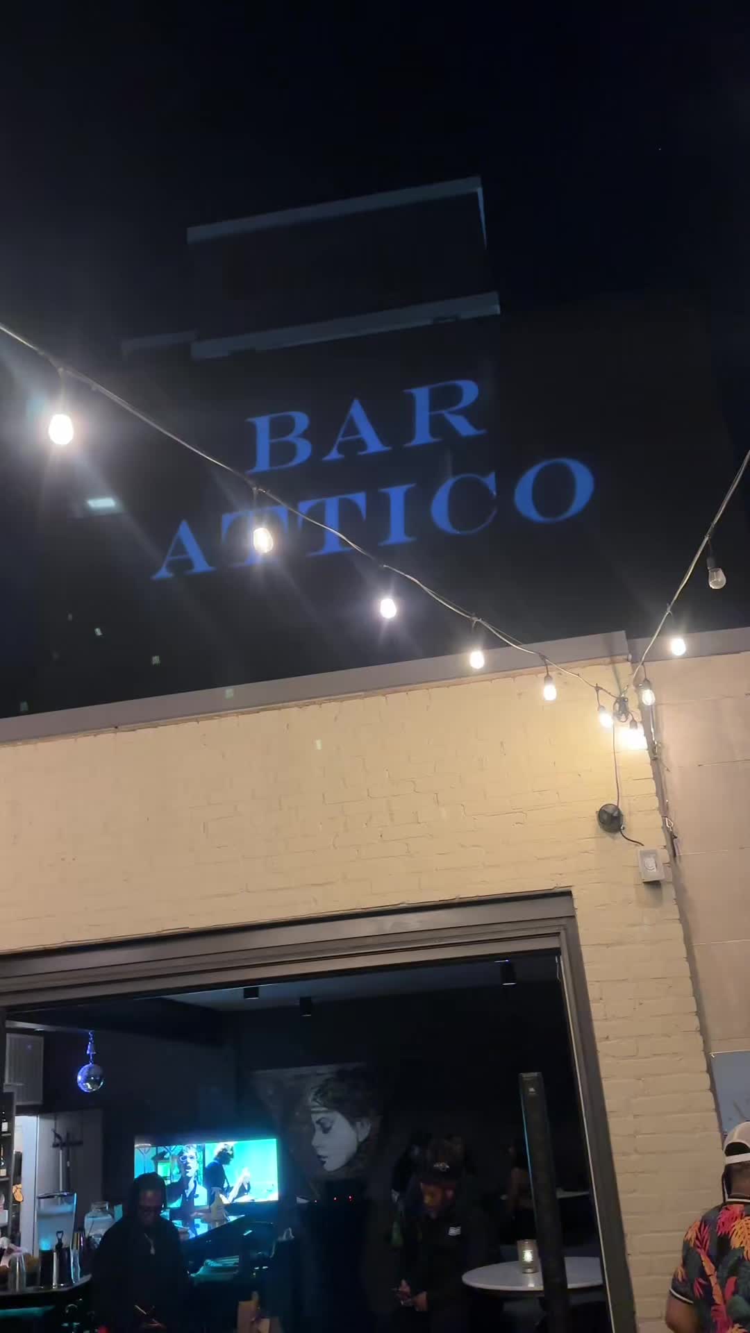 @LanchaiC.