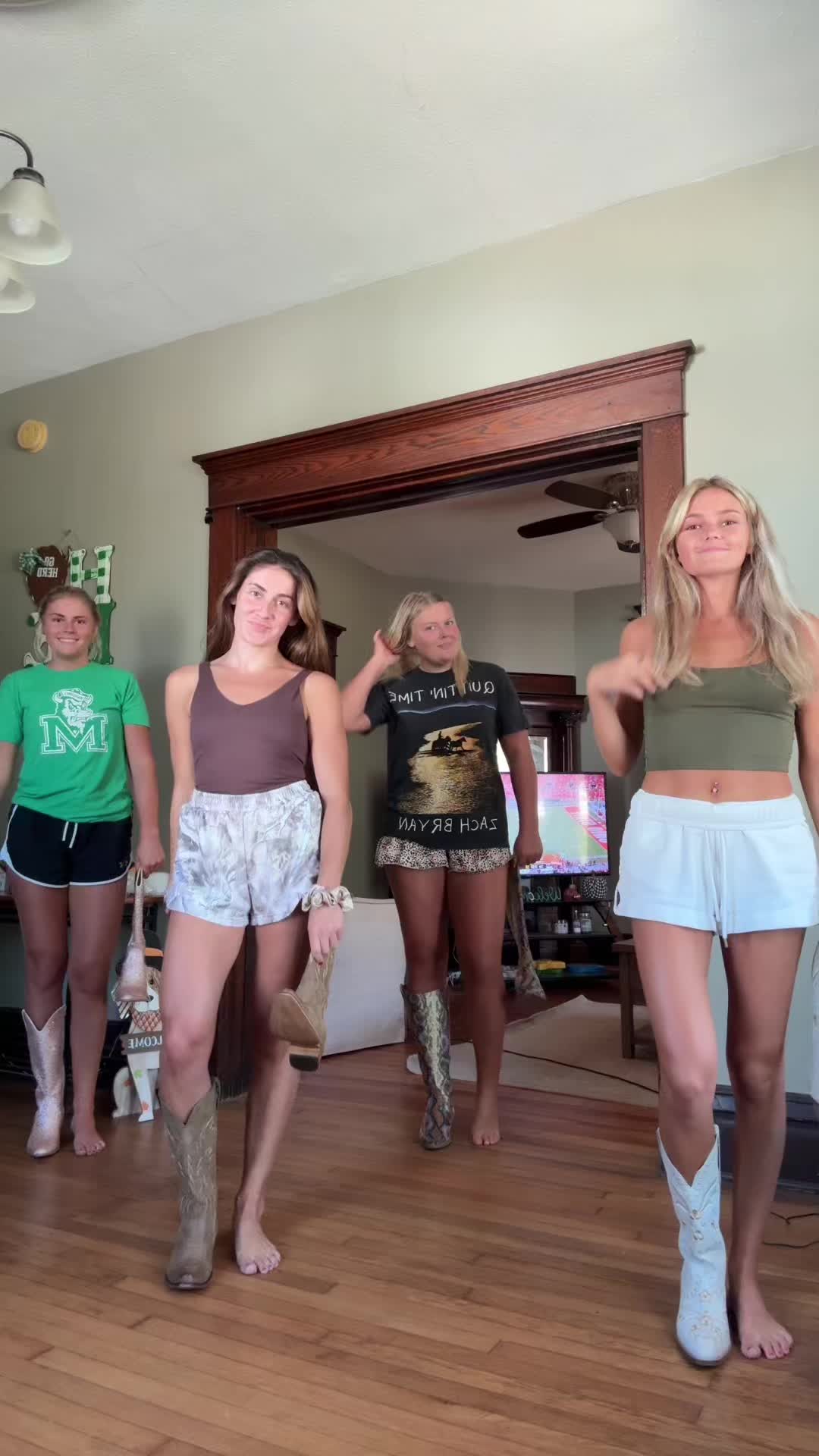 @ella