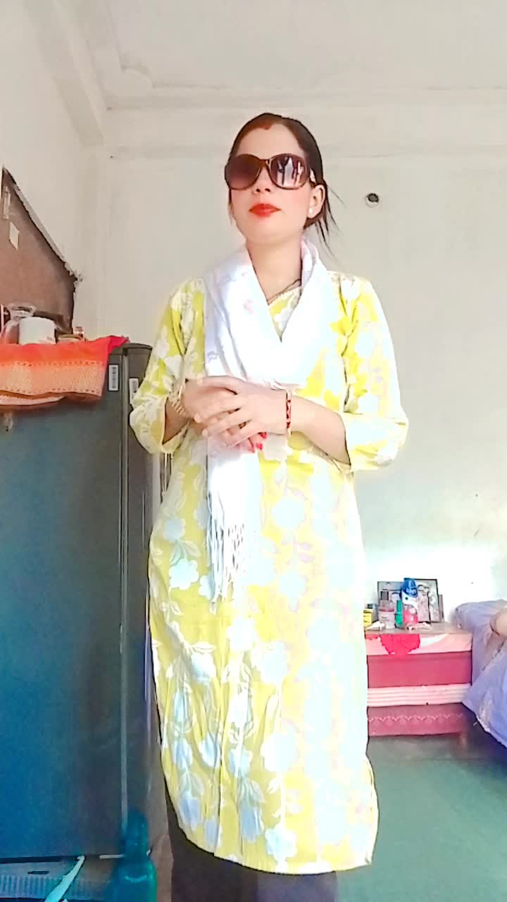 @Roshani KC💞