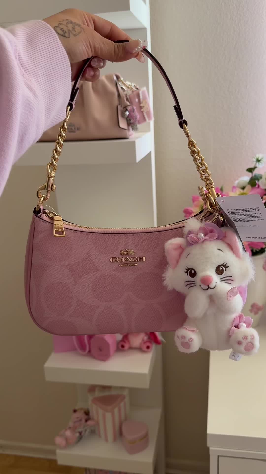 @౨ৎ ⋆ ˚。 ♡𝒥𝓊𝓁𝑒𝓈 ♡ ˚。⋆౨ৎ