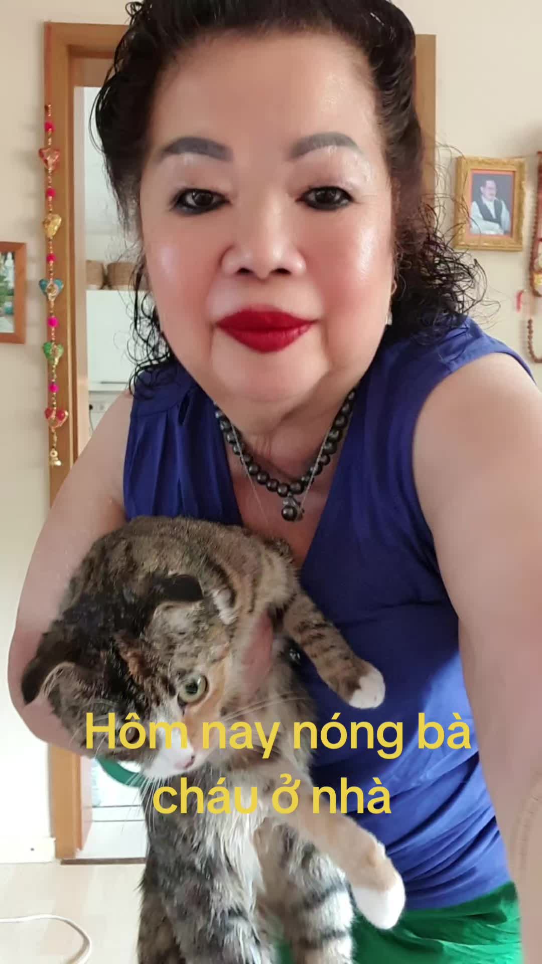 @Bạch yến ho&agrave;ng