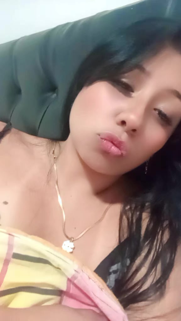 @Issa Vega