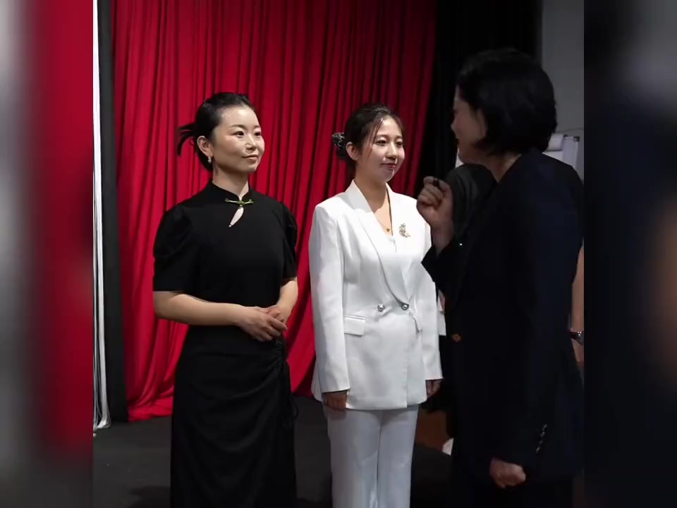 @晃晃悠悠