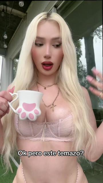 @Alessandradelliolova
