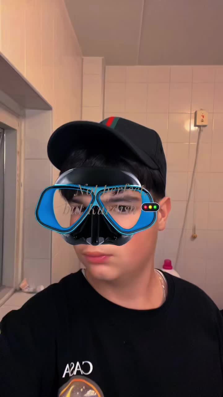 @R ✹